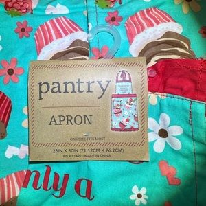 “Happiness is only a cupcake away” Pantry Apron NWT.